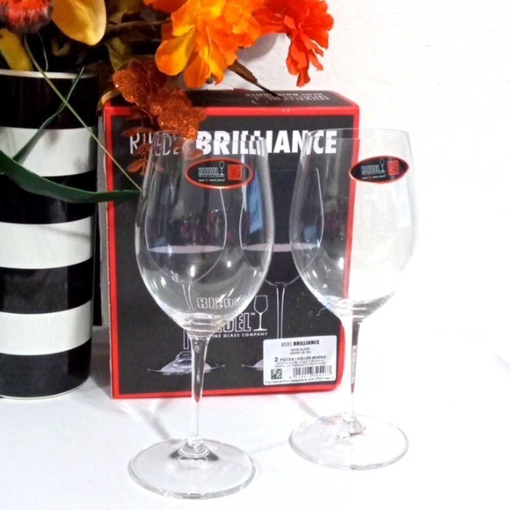 RIEDEL BRILLIANCE Clear Two Piece Crystal Wine Glass Set - SIZE 16oz. NWT